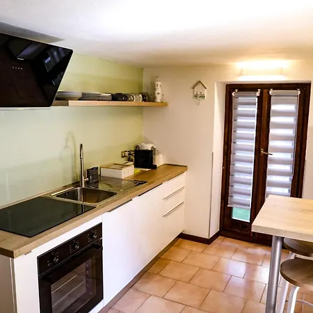 Vittoria House - Tulip And Tulip Apartment