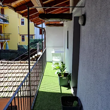 Vittoria House - Tulip And Tulip Apartment
