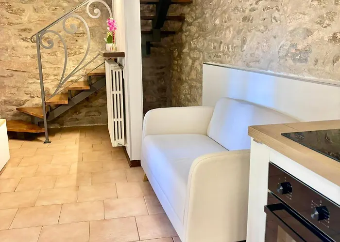 Апартаменты Vittoria House - Tulip And Tulip