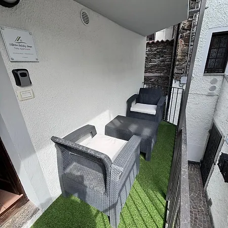 Vittoria House - Tulip And Tulip *