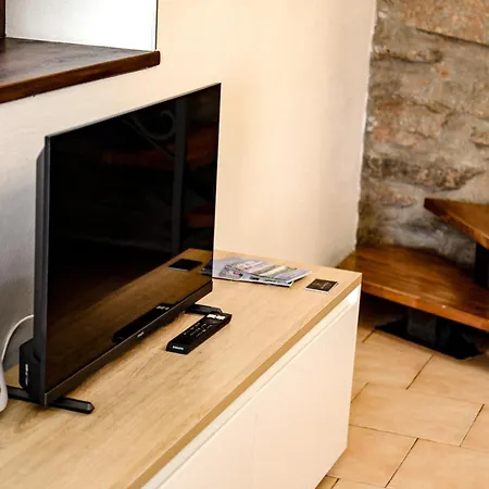 Vittoria House - Tulip And Tulip Apartment *