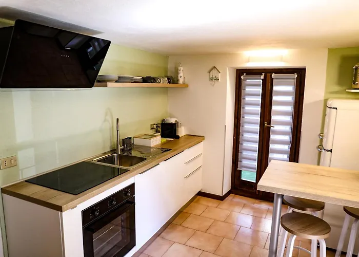 Vittoria House - Tulip And Tulip Apartman